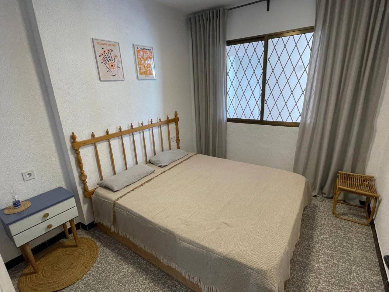 Apartment Stylish 200m From The Salou