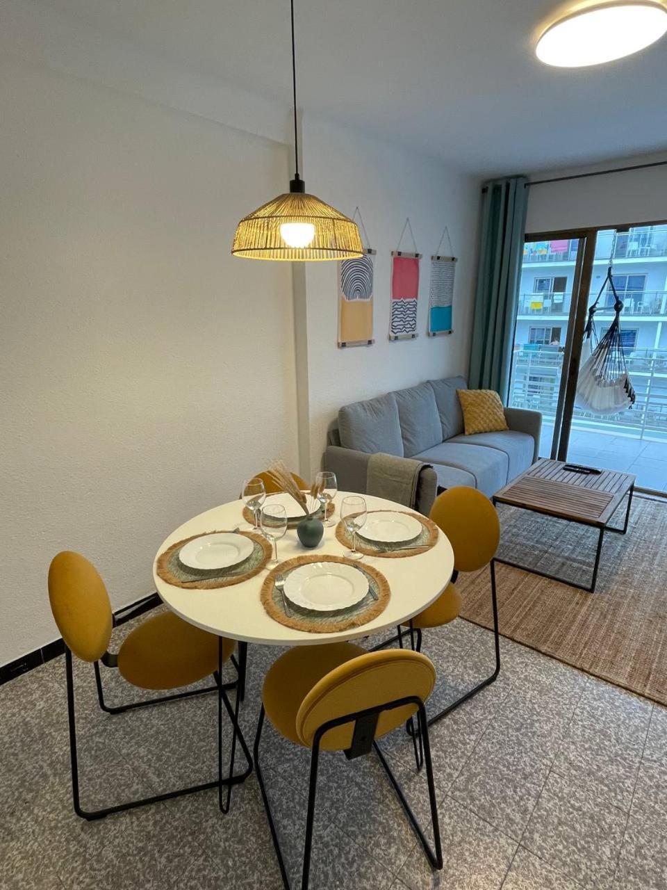 Stylish 200m From The Apartment